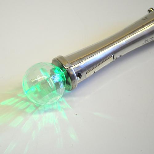 Fiber optic wand with prism bulb